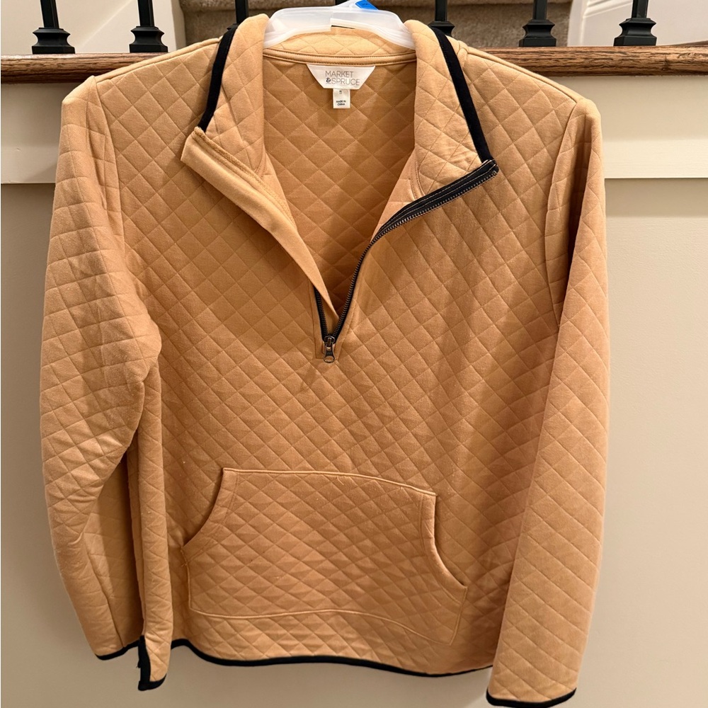Market & Spruce Camel Quilted Top